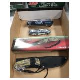 Storm Chaser 3 Knife & Tac Xtreme Commander Knife