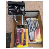 Powerbuilt 11 piece metric Wrench Set & Other