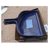 (3) Jumbo Dust Pans