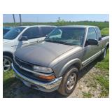 2001 Chevrolet S-10 Base