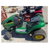 John Deere LA115 -No Seat