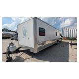 2005 Toy Hauler Camper / RV Bumper hitch