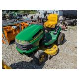 John Deere 135 Riding Mower