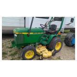 John Deere 670 Tractor DSL w/ Belly Mower