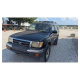 1999 Toyota Tacoma Base