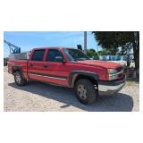 2005 Chevrolet Silverado 1500 LS