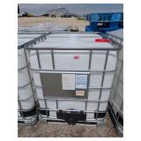 275 gal. Tote w/ Steel Pallet