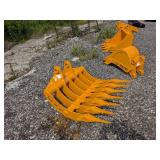 32" Rake w/ Teeth Attachment for Cat 305