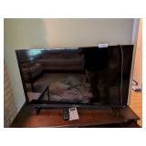 Vizio 40' TV w/ Remote