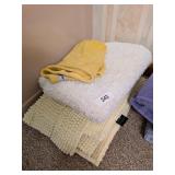 Rugs / Bath Mats