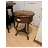 Nice 18' Diameter Accent Table w/ Drawer