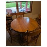 Vintage Round Dining Table w/ (4) Cane chairs +