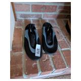 Swim Shoes / Ladies Size 8