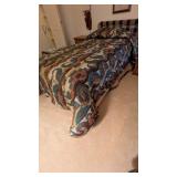(2) Matching Twin Beds w/ Bedding