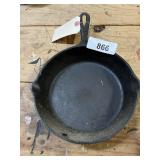 Three Notch Lodge #5 Cast Iron Skillet