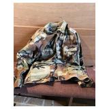 Military Camo Size Large Reg Coat & Pants