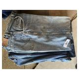 (5) Pairs Wrangler Jeans Approx. Size 38
