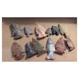 (12) Native American Artifacts / Arrowheads