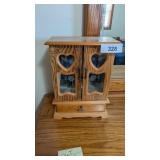 Standing Jewelry Box