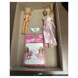 Barbie Dolls and Border