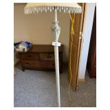 Floor Lamp w/ Crackle Design