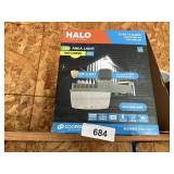 Halo Outdoor Security Light + Light Bulbs
