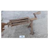 Vintage Cast Iron Yarn Winder