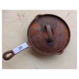 Cast Iron Skillet w/ Lid - 8"
