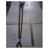 Tongs