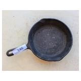 Cast Iron Skillet - 8"