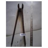 Pliers