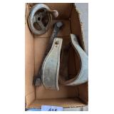 Wheel Knob, Stirrups & Battery Holder