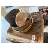Like New Bundt Pan, Angel Food Pan & Other