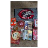 Cincinnati Reds Bobblehead, Welcome Mat