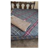 Twin Bedspread & Fleece Throw