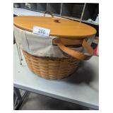 2001 Longaberger Basket w/ Lid