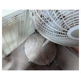 (2) Fans: (1) box, (1) circle
