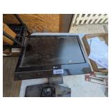LG TV - 20inch