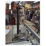 Cast Iron Cobblers Shoe Repair Stand w/