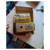 (2) Sawhorse Brackets
