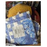 Plastic Plates, Paper Napkins, Hot Pad, +