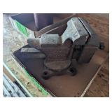 3-1/2" Columbian Made in USA Vise