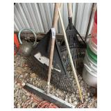 Rakes & squeegee