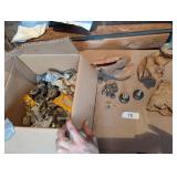 Box of Adjustable Leveling Legs