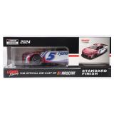 KYLE LARSON #5 40TH AN CAMARO ZL1 1/24 DIECAST CAR