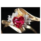 14K YELLOW GOLD LADIES RING W/ HEART RUBY & DIAS