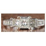 14K WHITE GOLD LADIES RING W/ 1.2 CTW DIAMONDS
