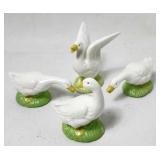 Miniature Porcelain Goose Figurine (4x)