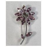 Delicate Daisy Brooch  Sawovski Crystal