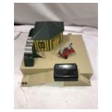 American Flyer Automatic Operating Oil Drum Loader